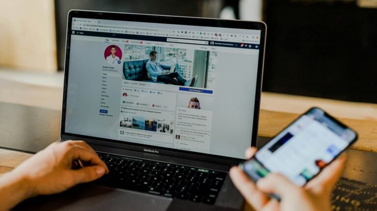Grupo de Whatsapp Anúncios no Facebook