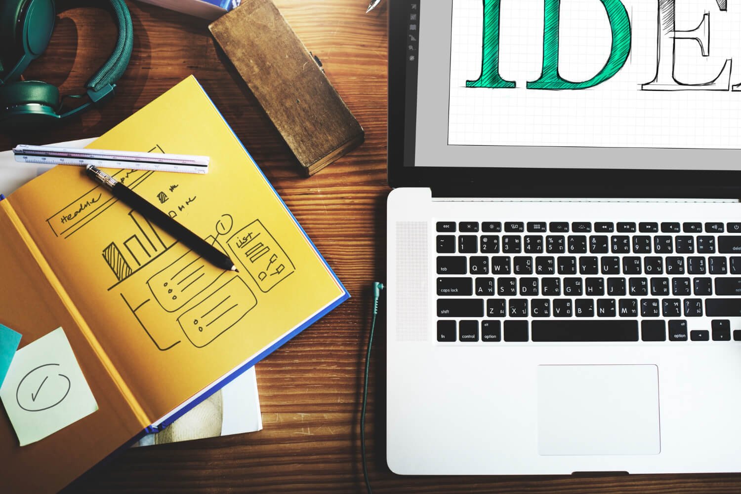 Marketing Estratégico para Editoras: O Que É, Importância, Estratégias Essenciais e Ferramentas